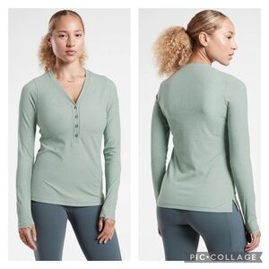 EUC Athleta Uptempo Ribbed Henley Top in Minimalistic Grey